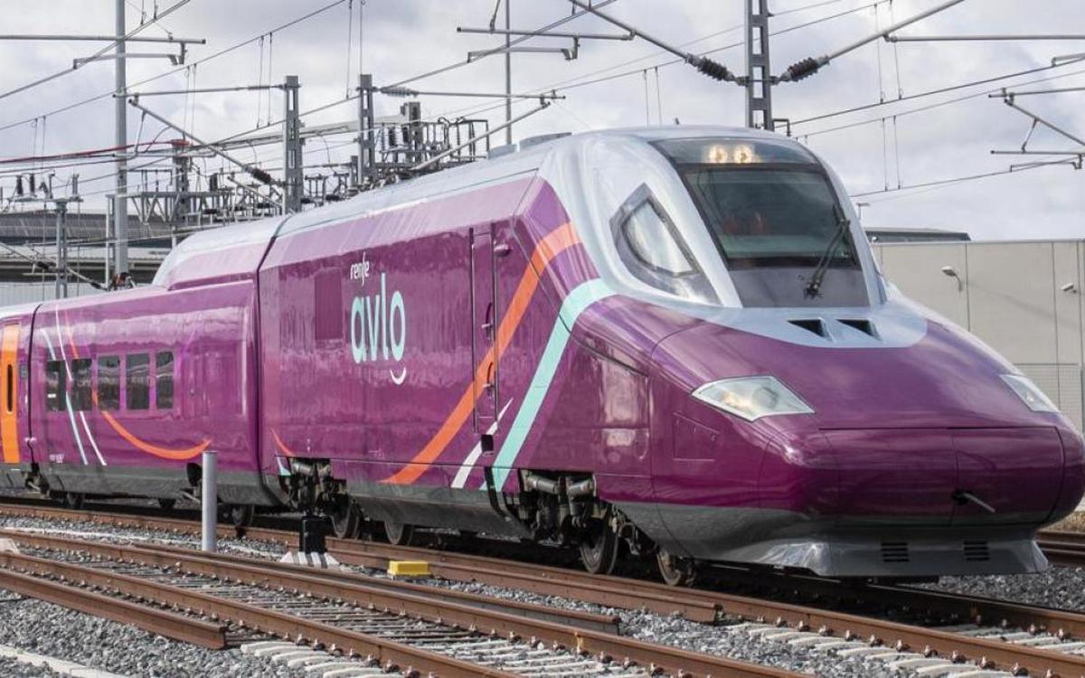 Los billetes de tren AVE entre Madrid y Barcelona se venderán por 25 euros